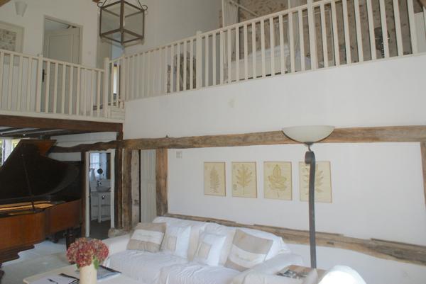 A VOIR. Belle maison en pierre de 4 chambres avec dépendances et vues sur terrain d'environ 2811m2