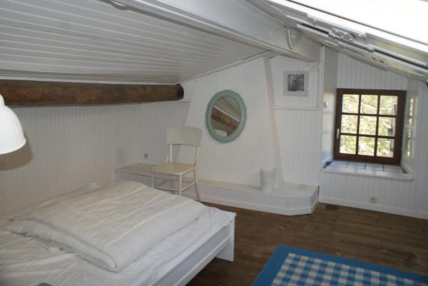 A VOIR. Belle maison en pierre de 4 chambres avec dépendances et vues sur terrain d'environ 2811m2