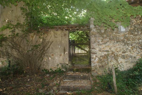 A VOIR. Belle maison en pierre de 4 chambres avec dépendances et vues sur terrain d'environ 2811m2