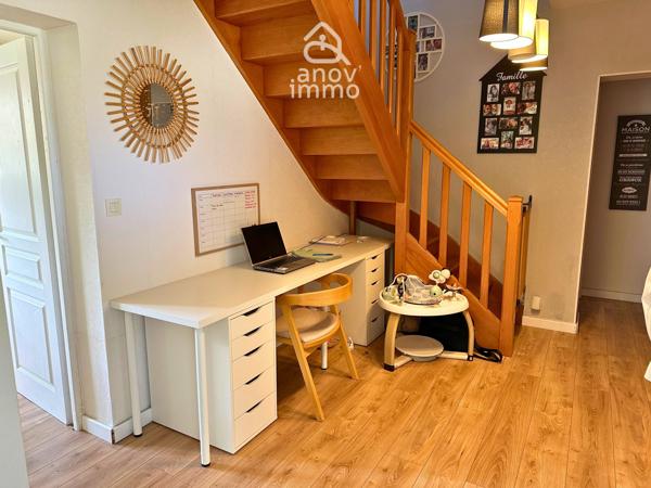 Maison
                                                                                                                                                                                                                                                                                                                        7 pièce(s)                                                                                                                                                                                                          5 chambre(s)                                                                                                                                                                                                          141  m²