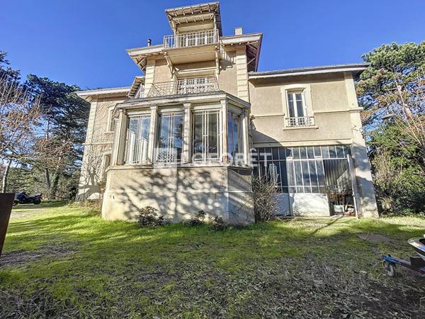 Achat maison Caluire-et-Cuire - 10 pièce(s) - 374 m² - 900 000 €