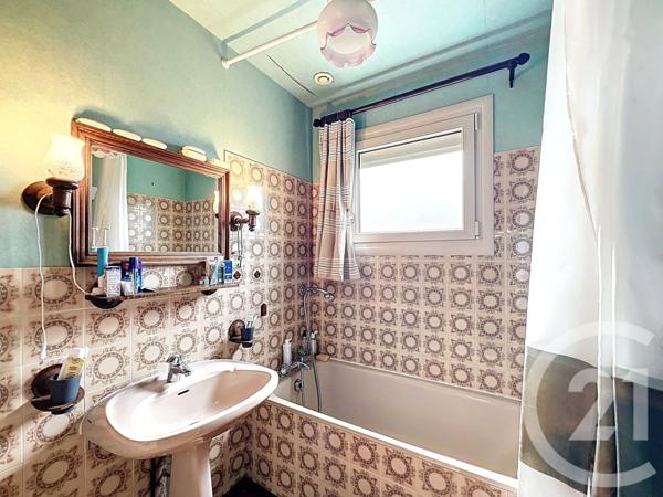 Maison à vendre  3 pièces - 67,52 m2 VIC LE COMTE - 63