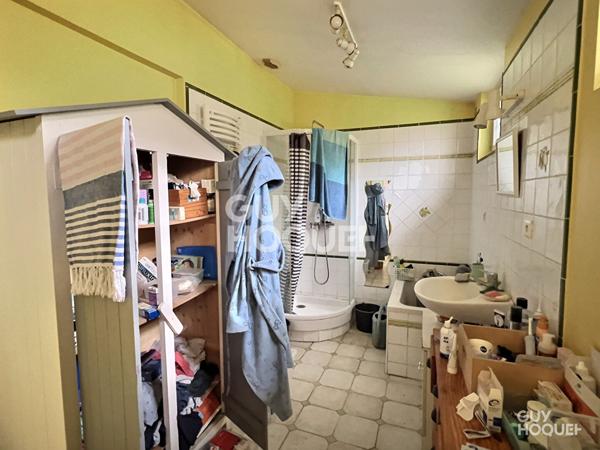 Maison de charme en plein coeur de Coye-la-Forêt avec jardin, terrasse et garage