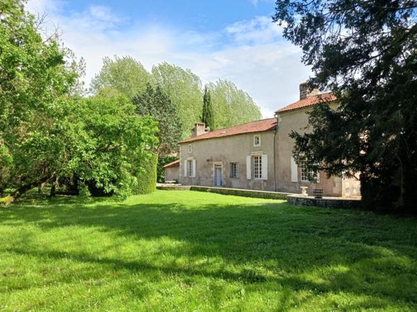 Propriété d'exception proche Futuroscope