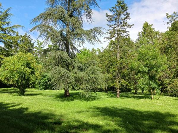 Propriété d'exception proche Futuroscope