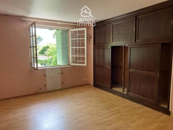 Maison
                                                                                                                                                                                                                                                                                                                        5 pièce(s)                                                                                                                                                                                                          3 chambre(s)                                                                                                                                                                                                          144  m²