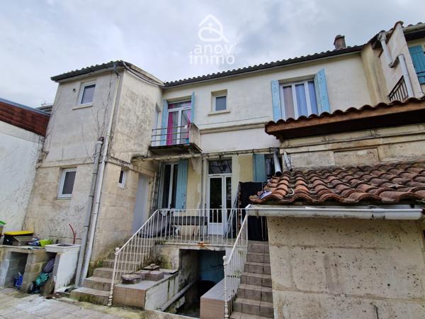 Maison
                                                                                                                                                                                                                                                                                                                        7 pièce(s)                                                                                                                                                                                                          5 chambre(s)                                                                                                                                                                                                          160  m²