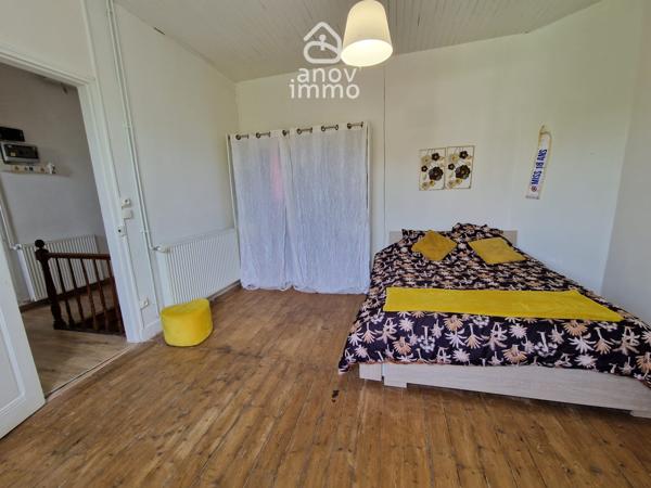 Maison
                                                                                                                                                                                                                                                                                                                        7 pièce(s)                                                                                                                                                                                                          5 chambre(s)                                                                                                                                                                                                          160  m²