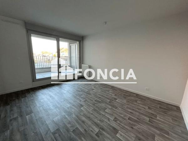 Location Appartement 2 pièces 39.36 m² - RUE PIERRE MENDES FRANCE Colombelles 14460