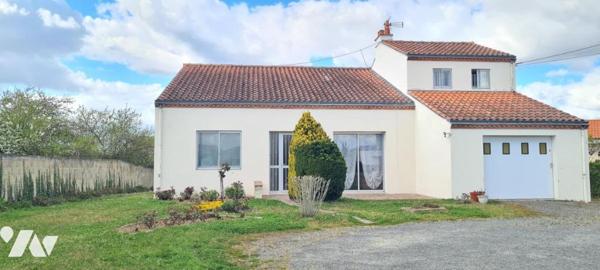 Maison traditionnelle 6 pièces d'environ 135m² sur une parcelle de 1700 m²