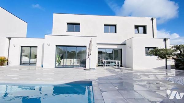 ✨ Maison contemporaine 2025 – 150 m² – Piscine – Centre bourg de Plescop ✨