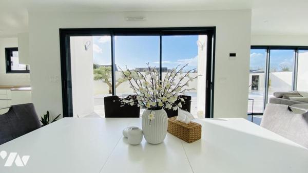 ✨ Maison contemporaine 2025 – 150 m² – Piscine – Centre bourg de Plescop ✨