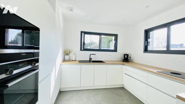 ✨ Maison contemporaine 2025 – 150 m² – Piscine – Centre bourg de Plescop ✨