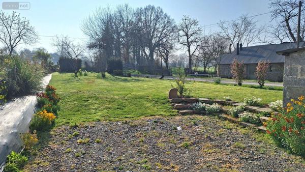 Fermette à vendre à Saint-Denis-de-Gastines en Mayenne (53500), ref : 53077-17