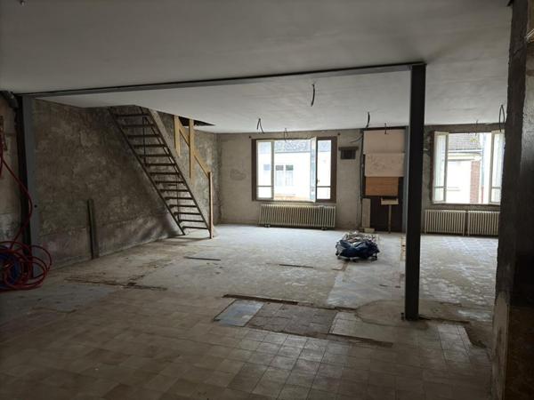 Maison Vibraye 6 pièce(s) 155 m2 et dépendances 150 m²