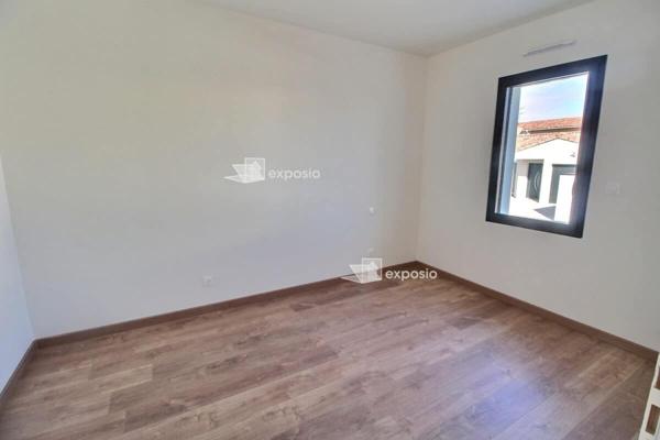 Maison Niort 4 pièce(s) 140.24 m2