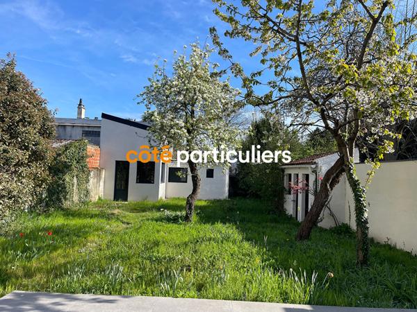 Vente Maison115 m² - 6 Pièces - SAINT MAUR DES FOSSES (94100)