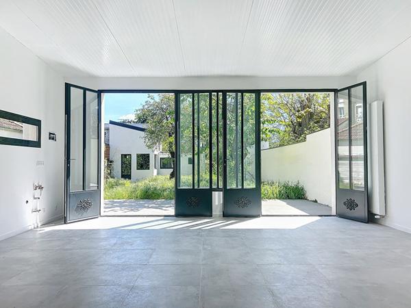 Vente Maison115 m² - 6 Pièces - SAINT MAUR DES FOSSES (94100)