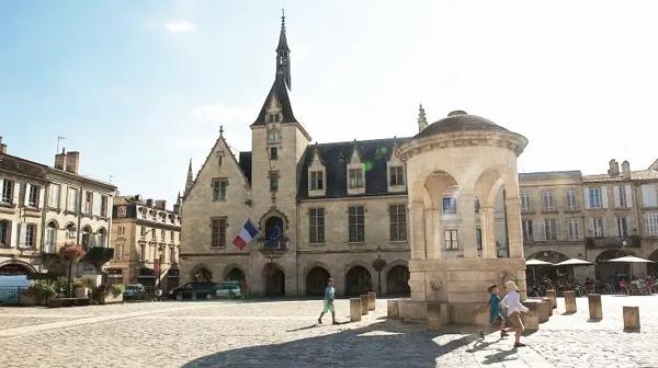 Libourne ensemble commercial