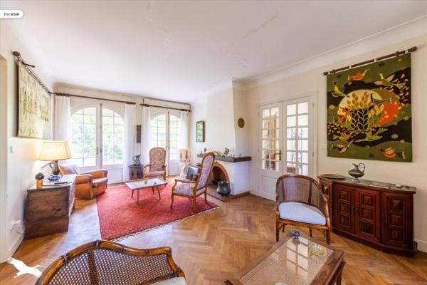 Maison à vendre |  Layrac |  5 pièces | 161 m²
