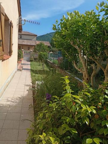 Maison à vendre 4 pièces proche de FOIX (09)