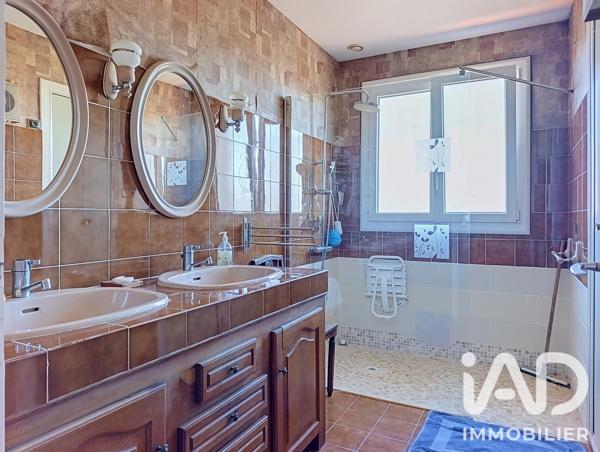 Maison à vendre 5 pièces 118 m² Aytré