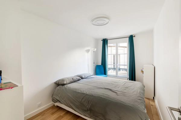 Appartement Paris 8 e - EUROPE