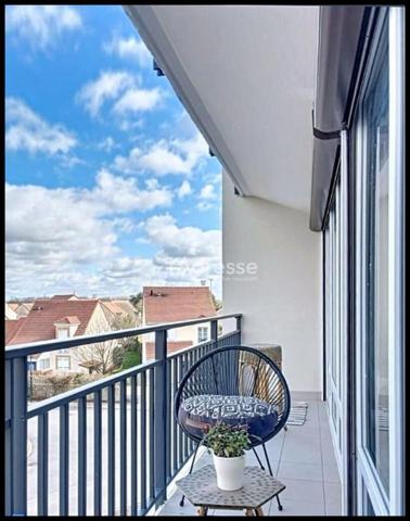 TOURNAN-EN-BRIE - Appartement Lumineux 4 Pièces de 65 m² - 3 Chambres - Avec Parking et Cave