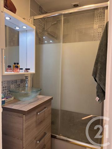 Appartement F3 à vendre  3 pièces - 51,10 m2 CHOISY LE ROI - 94