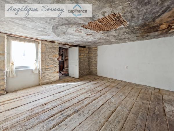 Maison à vendre 5 pièces SELLIERES (39)