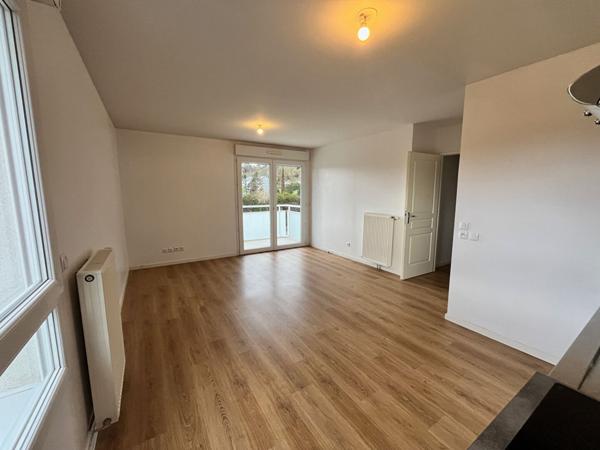 BEAU T2 AVEC BALCON A MAROMME (76150)