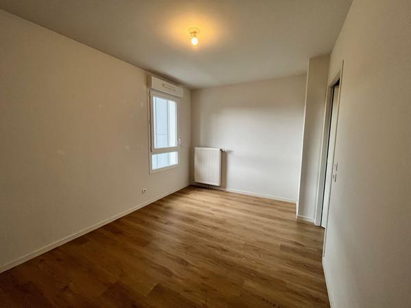 BEAU T2 AVEC BALCON A MAROMME (76150)