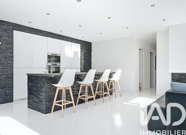 Maison à vendre 6 pièces 181 m² Bois-d'Amont