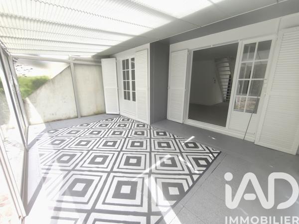 Maison à vendre 5 pièces 92 m² Laval