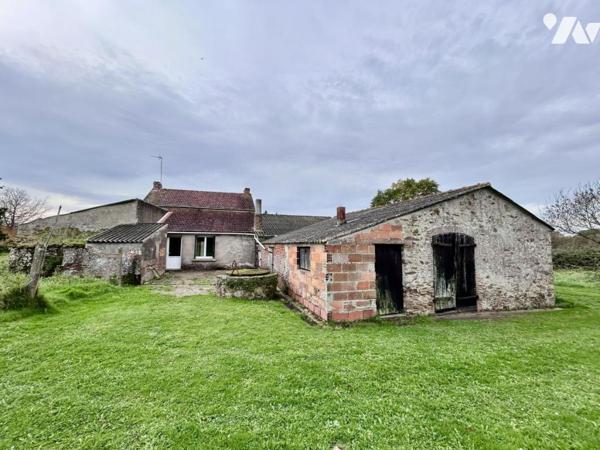 CHAUMES EN RETZ - Maison à rénover en campagne