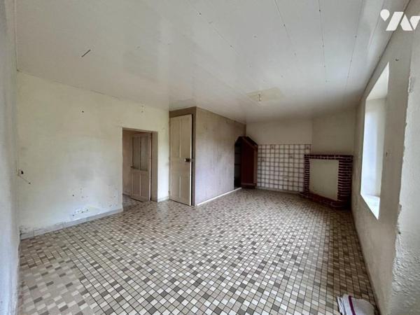 CHAUMES EN RETZ - Maison à rénover en campagne