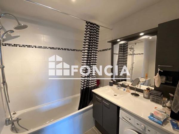 Location Appartement 2 pièces 36.72 m² - 1 RUE PERES Pessac 33600