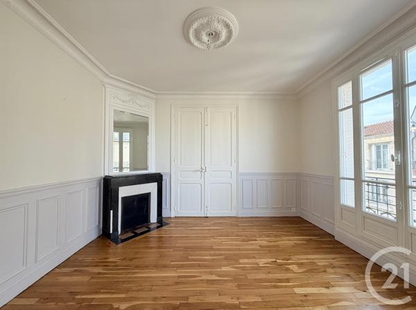 Appartement F5 à vendre  5 pièces - 92,81 m2 COURBEVOIE - 92