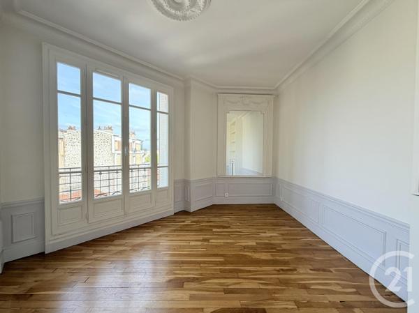 Appartement F5 à vendre  5 pièces - 92,81 m2 COURBEVOIE - 92