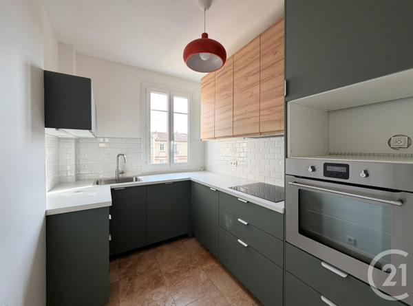 Appartement F5 à vendre  5 pièces - 92,81 m2 COURBEVOIE - 92