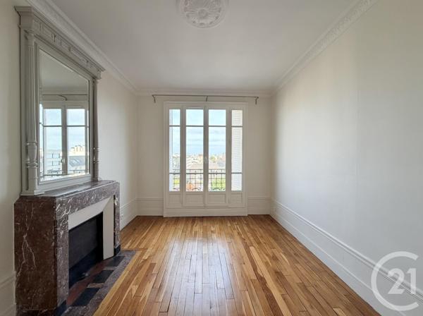 Appartement F5 à vendre  5 pièces - 92,81 m2 COURBEVOIE - 92