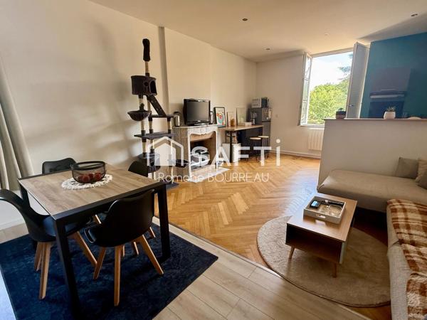 Magnifique appartement lumineux dans domaine de caractère.