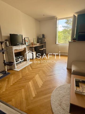 Magnifique appartement lumineux dans domaine de caractère.