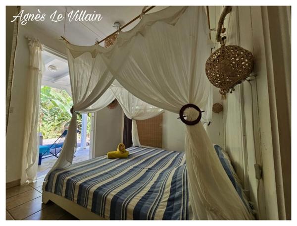 Villa Piscine + 2 Logements Piscine proche Plage Grande Anse