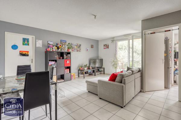 Appartement à vendre 3 pièces 65.23m² Thil (31530)
