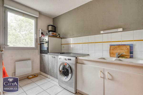 Appartement à vendre 3 pièces 65.23m² Thil (31530)