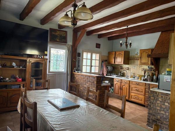 Maison de plain pied  de 124m²  avec sous-sol - Linas