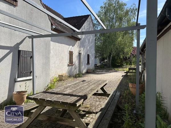 Immeuble à vendre 325.11m² Orléans (45000)