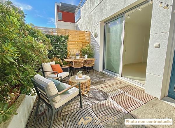 T2- Ville en Bois €287 500 ** - Référence MR621D