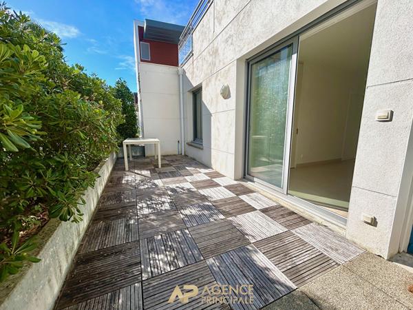 T2- Ville en Bois €287 500 ** - Référence MR621D